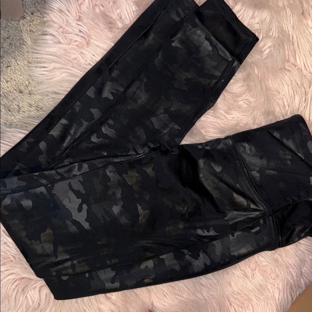 SPANX Black Camouflage Leggings